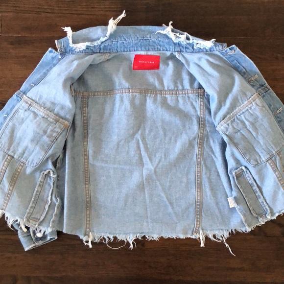 Signatures Distressed Jeans Jacket w/Pearl Buttons - Picture 8 of 8